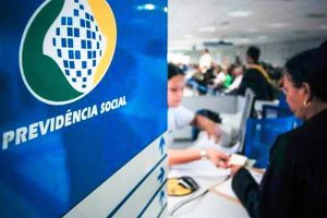 Teto de pensionista e aposentado do INSS sobe para R$ 8.475,55 em 2026