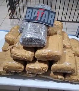Mais de 30 tabletes de maconha são apreendidos com ação enérgica do BPTAR, da Polícia Militar