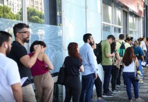 Governo Federal vai chamar mais 7 mil servidores em 2026