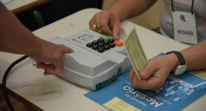 Compromisso com a democracia: a importância dos mesários no dia da eleição