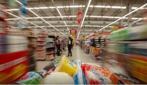 Bolsa Família é reajustado em 15%; medida vale a partir de outubro